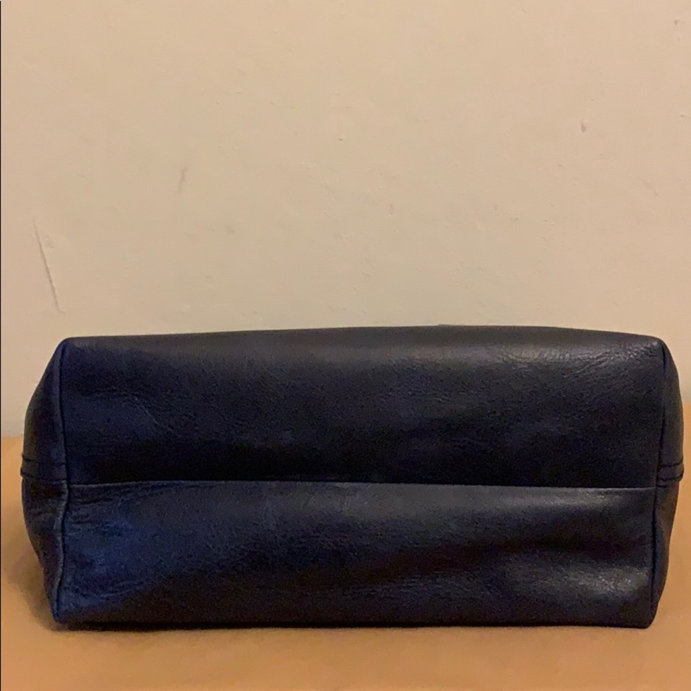 Madewell The Medium Transport Tote - Picture 8 of 8